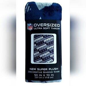 Dallas Cowboys Throw 70 x 50 Ultra Soft Blanket New NFL Pegasus Decorative Edge